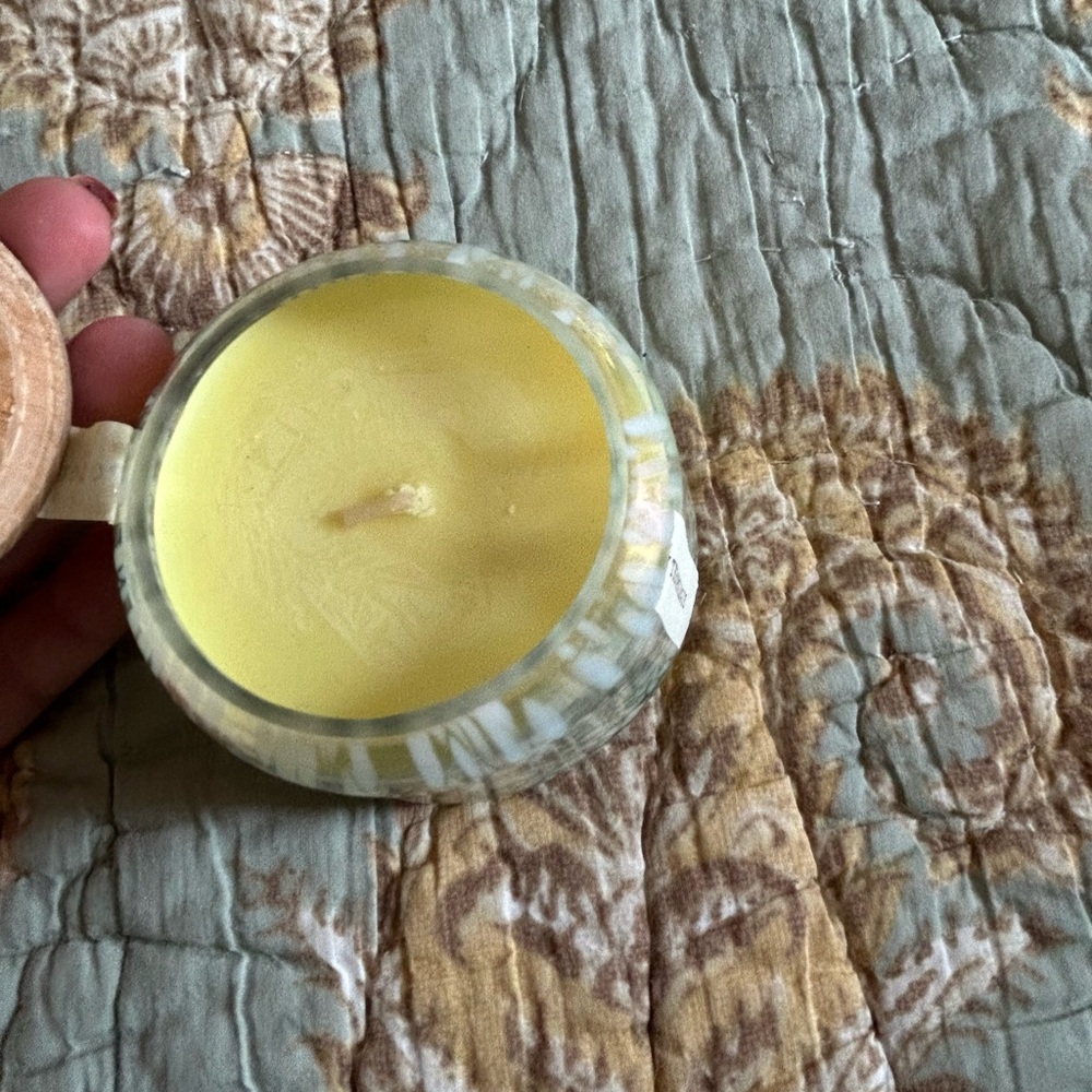Anthropologie Night Gardenia Scented Candle - Picture 5 of 5